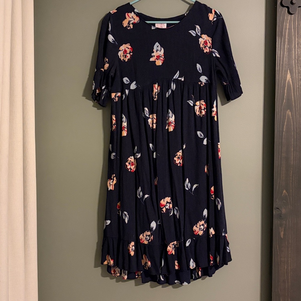 Isabel Maternity by Ingrid & Isabel Navy Floral Dress